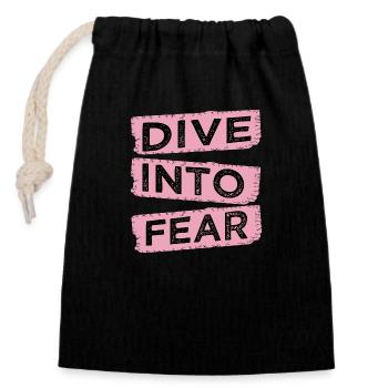 quote resilient courage extreme sports - Verschließbarer Geschenkbeutel aus Baumwolle (14x20cm) - Schwarz - Vorne
