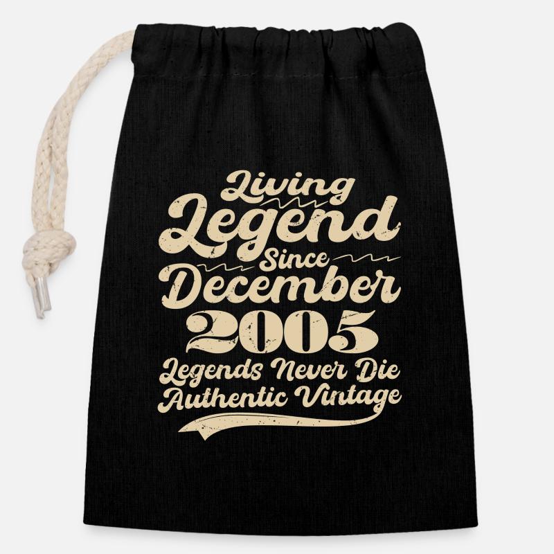 Once upon a time there was a legend. December 2005 Birth - Closable cotton gift bag (14x20cm) - black