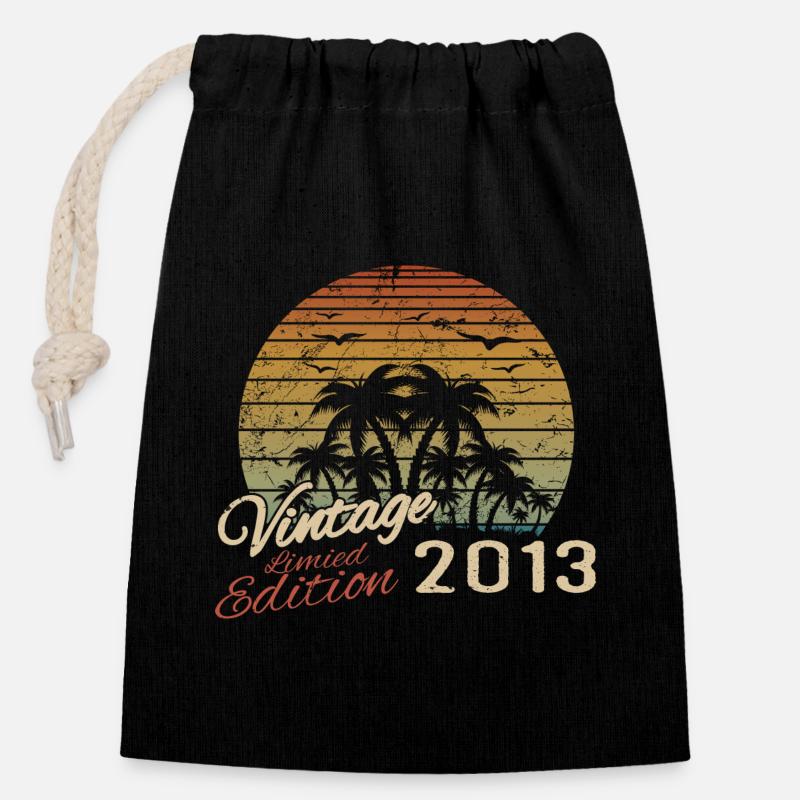 Vintage 2013 Birthday Gift 2013 Retro 2013 - Closable cotton gift bag (14x20cm) - black