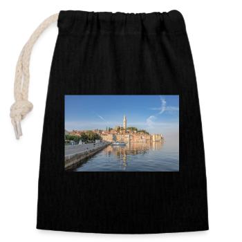 Rovinj dans la lumière du matin - Sac cadeau en coton avec cordon (14 x 20 cm) - noir - Devant