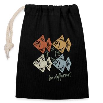 Be different - Pisces - swimming against the tide - Closable cotton gift bag (14x20cm) - black - Front