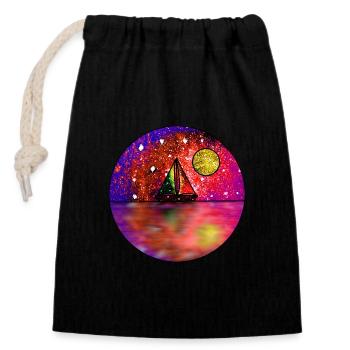 Kosmische Segelszene - Verschließbarer Geschenkbeutel aus Baumwolle (14x20cm) - Schwarz - Vorne