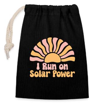 I run on Solar Power - Closable cotton gift bag (14x20cm) - black - Front