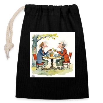 Gentlemen friends sharing a moment - Closable cotton gift bag (14x20cm) - black - Front