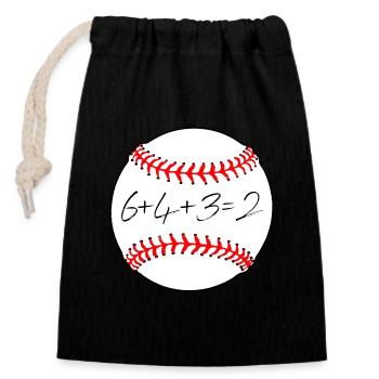 Baseball 6432 Double Play - 6+4+3=2 Softball Math - Sac cadeau en coton avec cordon (14 x 20 cm) - noir - Devant