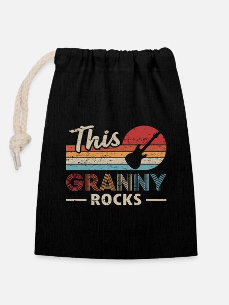 Cette grand-mère de grand-mère bassiste de Granny Rocks - Sac cadeau en coton avec cordon (14 x 20 cm) - noir
