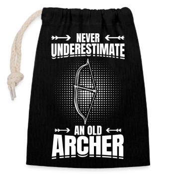Never Underestimate An Old Archer - Closable cotton gift bag (14x20cm) - black - Front