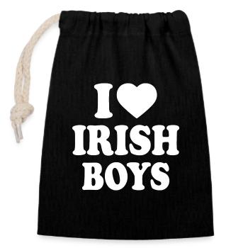 I love irish boys - Closable cotton gift bag (14x20cm) - black - Front