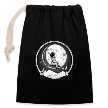 Child astronaut sitting on the moon - Closable cotton gift bag (14x20cm) - black - Front