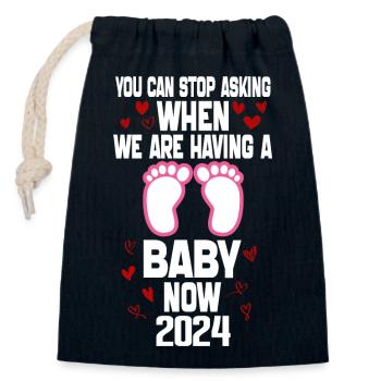 you can't stop asking when we are having baby now - Sac cadeau en coton avec cordon (14 x 20 cm) - bleu marine - Devant
