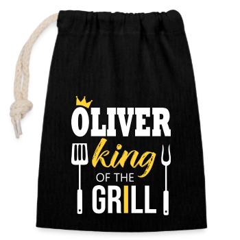 Oliver, König des Grills - Verschließbarer Geschenkbeutel aus Baumwolle (14x20cm) - Schwarz - Vorne
