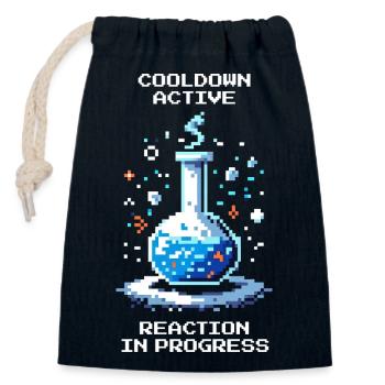 Cooldown active – reaction running | Chemistry - Closable cotton gift bag (14x20cm) - navy - Front