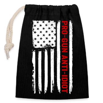 Pro-guns, anti-idiot - Closable cotton gift bag (14x20cm) - black - Front