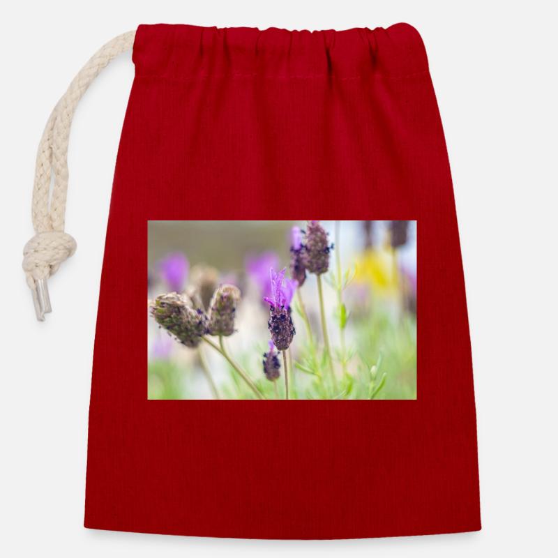 Delicate Lavender in Bloom - Closable cotton gift bag (14x20cm) - red