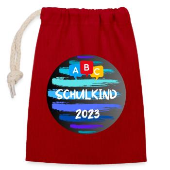 Schulkind 2023 - Erster Schultag - Einschulung - Verschließbarer Geschenkbeutel aus Baumwolle (14x20cm) - Rot - Vorne