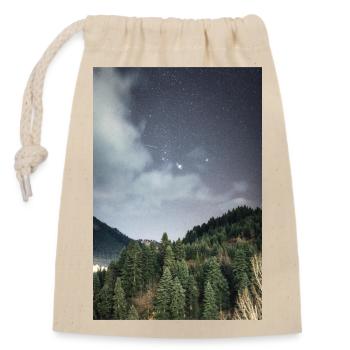 Orion-Konstellation, die sich über die Berge erhebt - Verschließbarer Geschenkbeutel aus Baumwolle (14x20cm) - Natur - Vorne