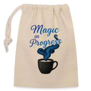 Magic Coffee –  Kaffeetasse Design für Magier  - Verschließbarer Geschenkbeutel aus Baumwolle (14x20cm) - Natur - Vorne