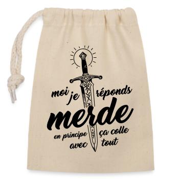 Ich antworte: Scheiße, im Prinzip passt das zu allem - Verschließbarer Geschenkbeutel aus Baumwolle (14x20cm) - Natur - Vorne