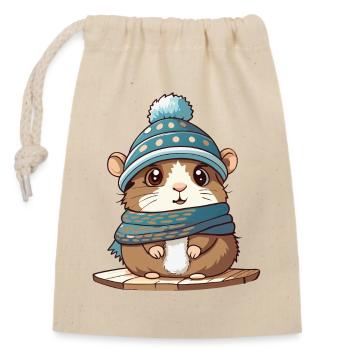 Niedlicher Hamster mit Schal und Pudelmütze. - Verschließbarer Geschenkbeutel aus Baumwolle (14x20cm) - Natur - Vorne