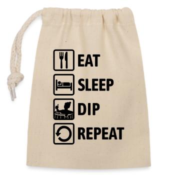 Eat Sleep Dip Repeat - Eisbaden - Winterbaden - Closable cotton gift bag (14x20cm) - nature - Front