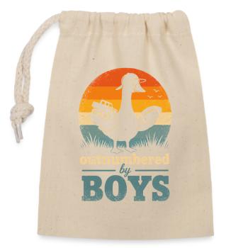 Outnumbered by Boys Retro Duck - Verschließbarer Geschenkbeutel aus Baumwolle (14x20cm) - Natur - Vorne