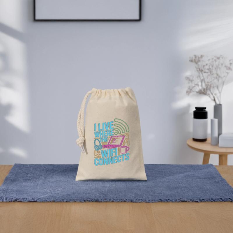 Remote Developer I Live Where The Web Developer Closable cotton gift bag (14x20cm)