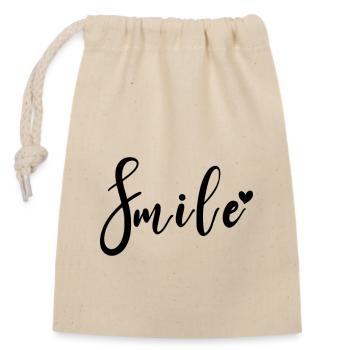 Smile shirt minimalist Design - Closable cotton gift bag (14x20cm) - nature - Front