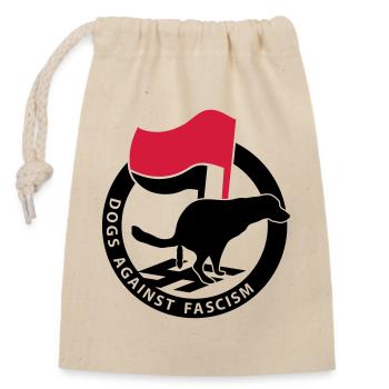 "Dogs Against Fascism" for Antifa Dog Owners - Closable cotton gift bag (14x20cm) - nature - Front