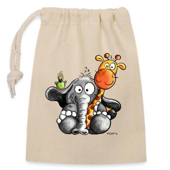 Elefant umarmt Giraffe - Verschließbarer Geschenkbeutel aus Baumwolle (14x20cm) - Natur - Vorne