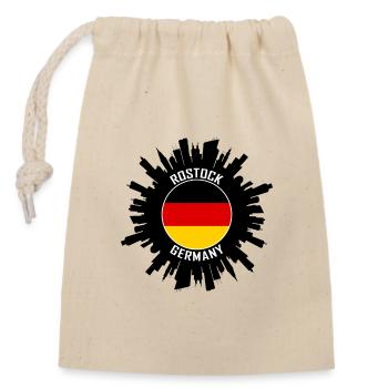 Rostock Skyline Deutschland Flagge Reise-Souvenir - Verschließbarer Geschenkbeutel aus Baumwolle (14x20cm) - Natur - Vorne