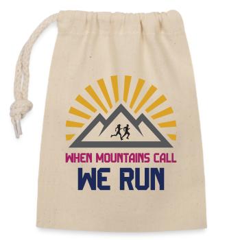 Trailrunner - Wenn die Berge rufen - wir laufen - Verschließbarer Geschenkbeutel aus Baumwolle (14x20cm) - Natur - Vorne