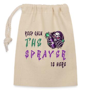 Keep Calm – The Sprayer - Closable cotton gift bag (14x20cm) - nature - Front