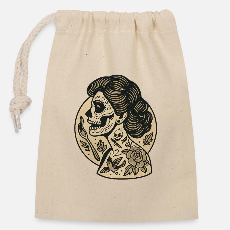 Female Skull - Verschließbarer Geschenkbeutel aus Baumwolle (14x20cm) - Natur