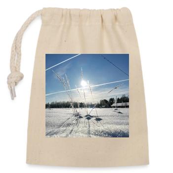 La lueur du soleil dans un matin enneigé - Sac cadeau en coton avec cordon (14 x 20 cm) - nature - Devant