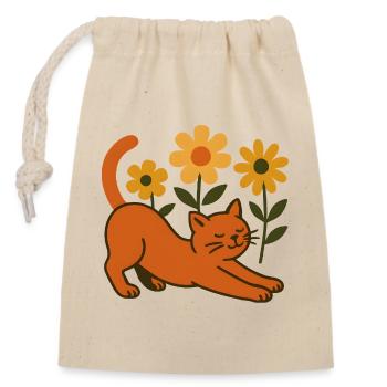 Chat orange dans une mer de fleurs - Sac cadeau en coton avec cordon (14 x 20 cm) - nature - Devant