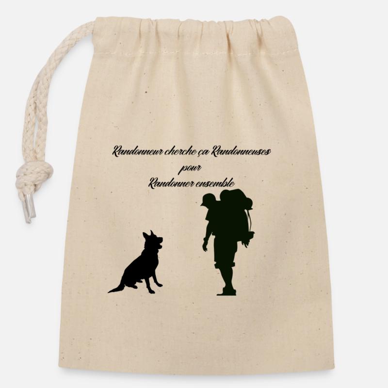 hiker looking for hiker - Closable cotton gift bag (14x20cm) - nature