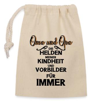 Oma Opa Kindheit Vorbilder Helden - Verschließbarer Geschenkbeutel aus Baumwolle (14x20cm) - Natur - Vorne