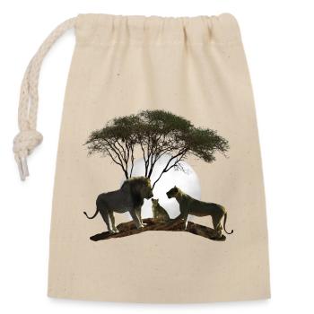 Lions in the moonlight in the savannah in Africa - Closable cotton gift bag (14x20cm) - nature - Front