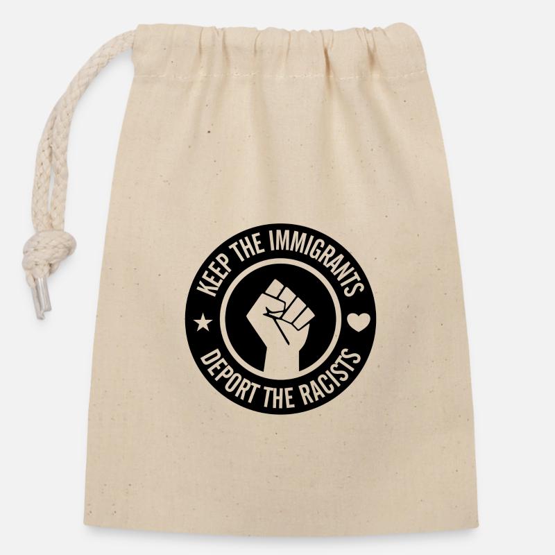 Protecting Migrants - Expelling Racists - Closable cotton gift bag (14x20cm) - nature