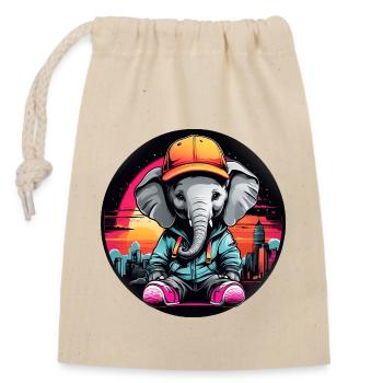 Mignon petit éléphant au look décontracté avec casquette - Sac cadeau en coton avec cordon (14 x 20 cm) - nature - Devant