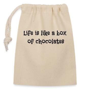 La vie est comme une boîte de chocolats. - Sac cadeau en coton avec cordon (14 x 20 cm) - nature - Devant