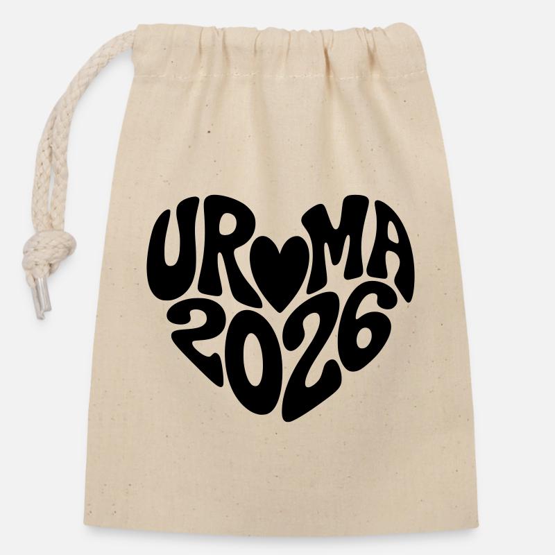Uroma 2026 Herz Form - Verschließbarer Geschenkbeutel aus Baumwolle (14x20cm) - Natur