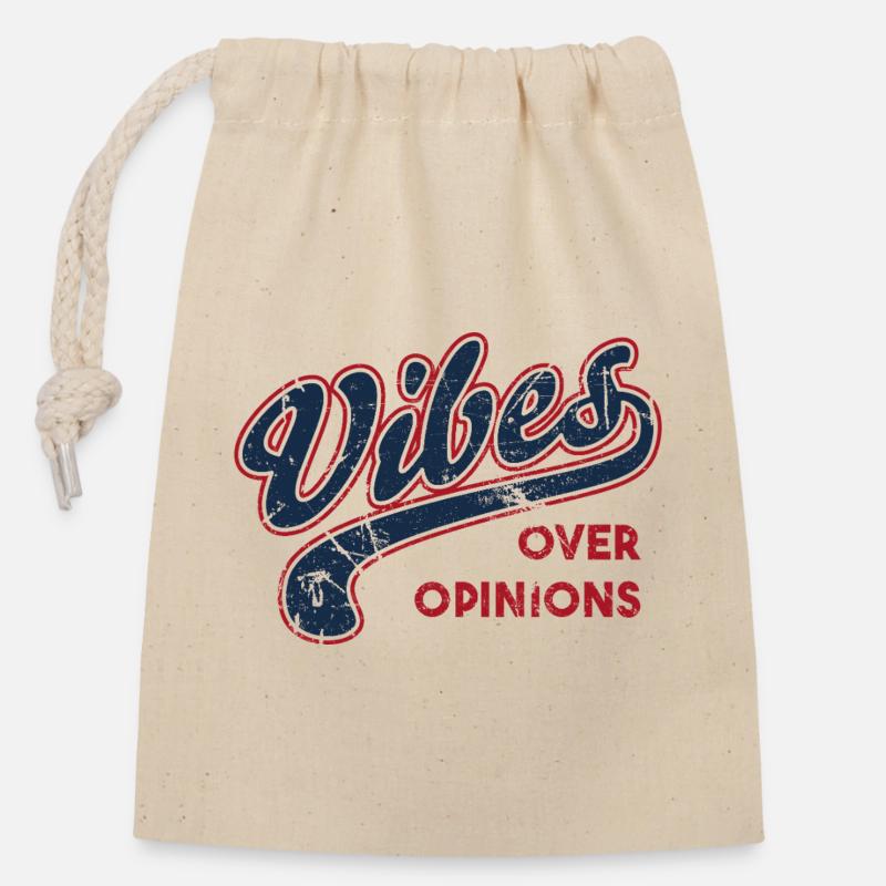 Vibes over Opinions Retro verwaschene Typografie - Verschließbarer Geschenkbeutel aus Baumwolle (14x20cm) - Natur