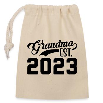 Grand-mère Est. 2023 - Sac cadeau en coton avec cordon (14 x 20 cm) - nature - Devant