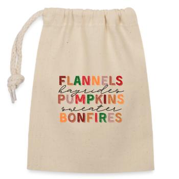 🍂 Flannels, Pumpkins & Bonfires – Fall Vibes  - Verschließbarer Geschenkbeutel aus Baumwolle (14x20cm) - Natur - Vorne