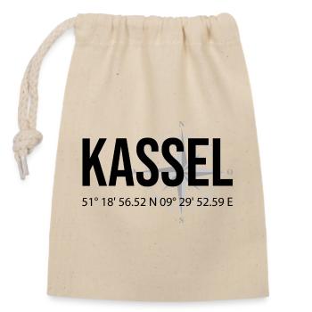 Koordinaten Kassel - Verschließbarer Geschenkbeutel aus Baumwolle (14x20cm) - Natur - Vorne