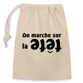 We are walking on our heads - Closable cotton gift bag (14x20cm) - nature - Front