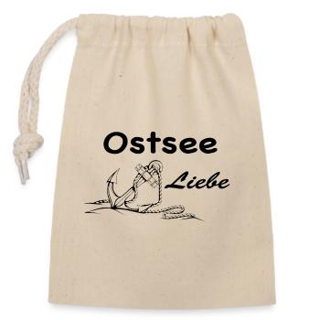 Ostsee Liebe - Verschließbarer Geschenkbeutel aus Baumwolle (14x20cm) - Natur - Vorne