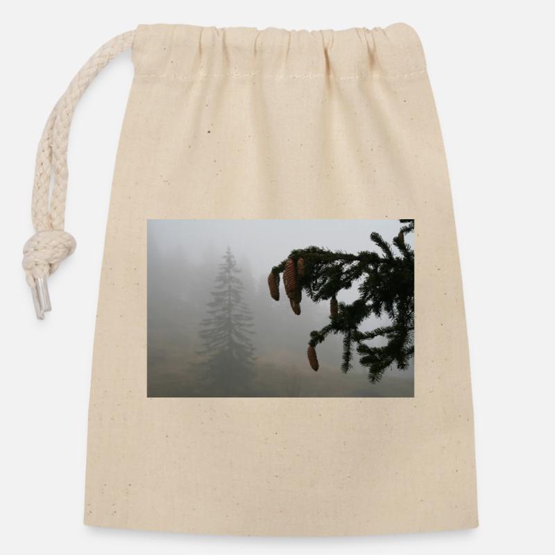 Cloud Forest Cone Magic / Feldberg - Closable cotton gift bag (14x20cm) - nature