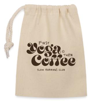 Yoga zuerst, Kaffee danach - Verschließbarer Geschenkbeutel aus Baumwolle (14x20cm) - Natur - Vorne